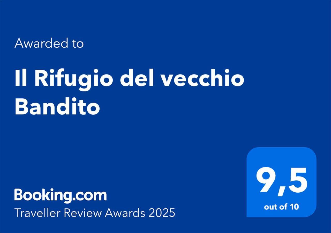 Il Rifugio Del Vecchio Bandito Iglesias Exteriör bild